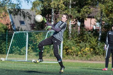 Bild 24 - Frauen SV Henstedt Ulzburg II - TSV Russee : Ergebnis: 6:0